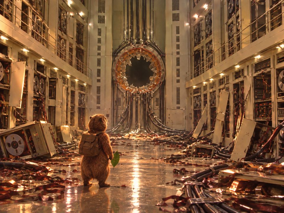 Rotto in a ruined mainframe hall looking at a broken round door